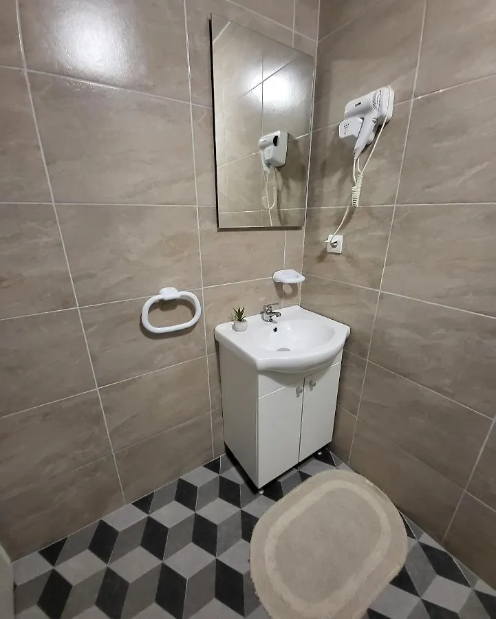 Layla Apartmani Vodnjan 0*,